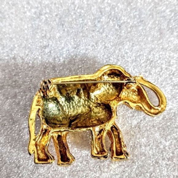 2 1/2" Crystal and Black Enamel Gold tone Elephant - Picture 7 of 8